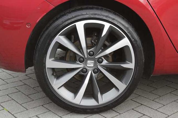 SEAT Leon FR First Edition 1.5 eTSI 150 PS DSG