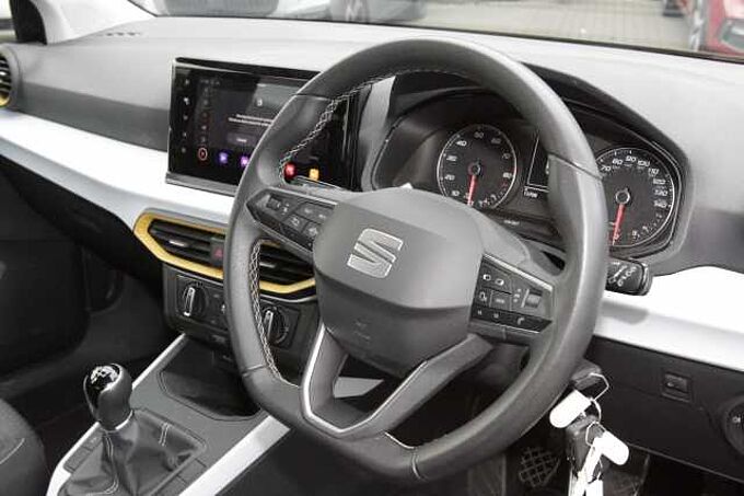 SEAT Arona SE Technology 1.0 TSI 95 PS 5-speed manual