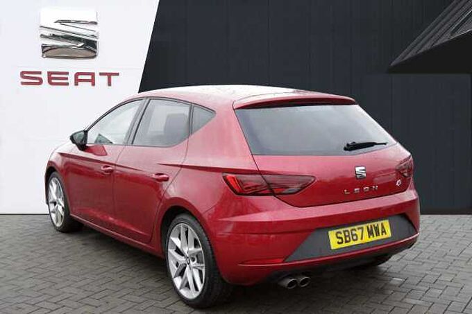 SEAT Leon FR Technology 1.4 TSI 125 PS 6-speed manual